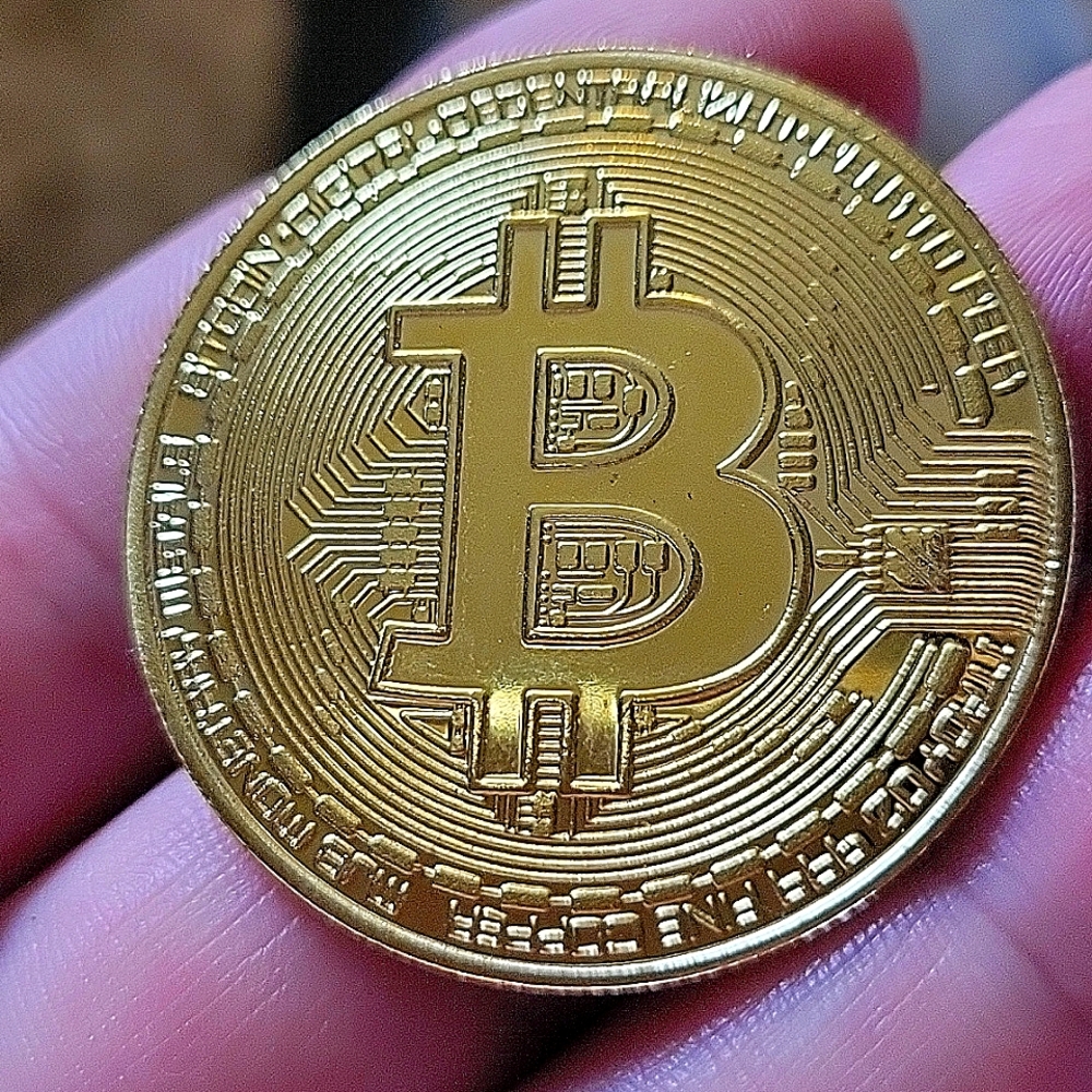 🪙 [2x] 24k Gold Plated Bitcoin Round 2pcs. ☆♧